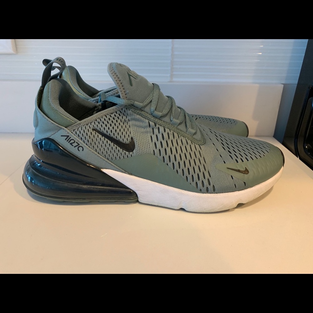 Great condition size 12 men’s Nike shoes